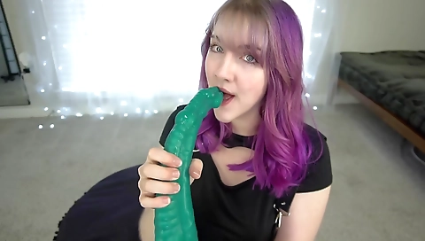 Hot babe gets her pussy fucked hard in the kitchen