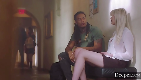 Ir readina gets her pussy pounded