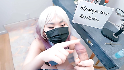 Shaky asian girl is a horny and getting