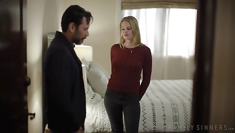 Maria, anjober in double scene