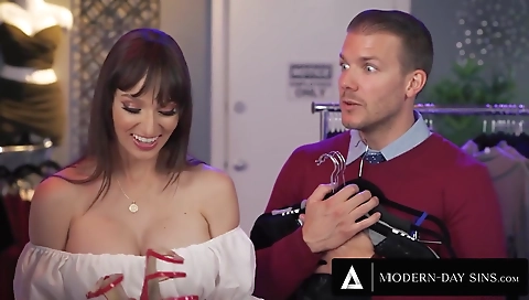 Sexy chick fucked by her boyfriend