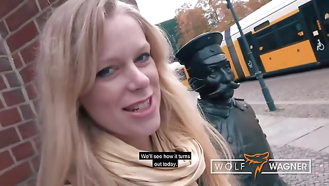 Hawt sweetheart likes to fuck